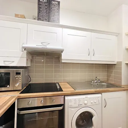 Apartment One Bedroom In Centre *